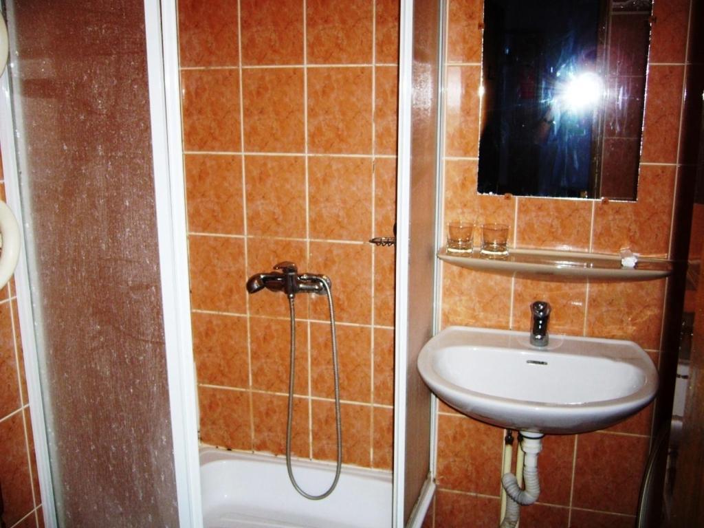 Hotel Profspilkovyi Lutsk Luaran gambar