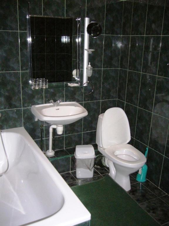 Hotel Profspilkovyi Lutsk Bilik gambar
