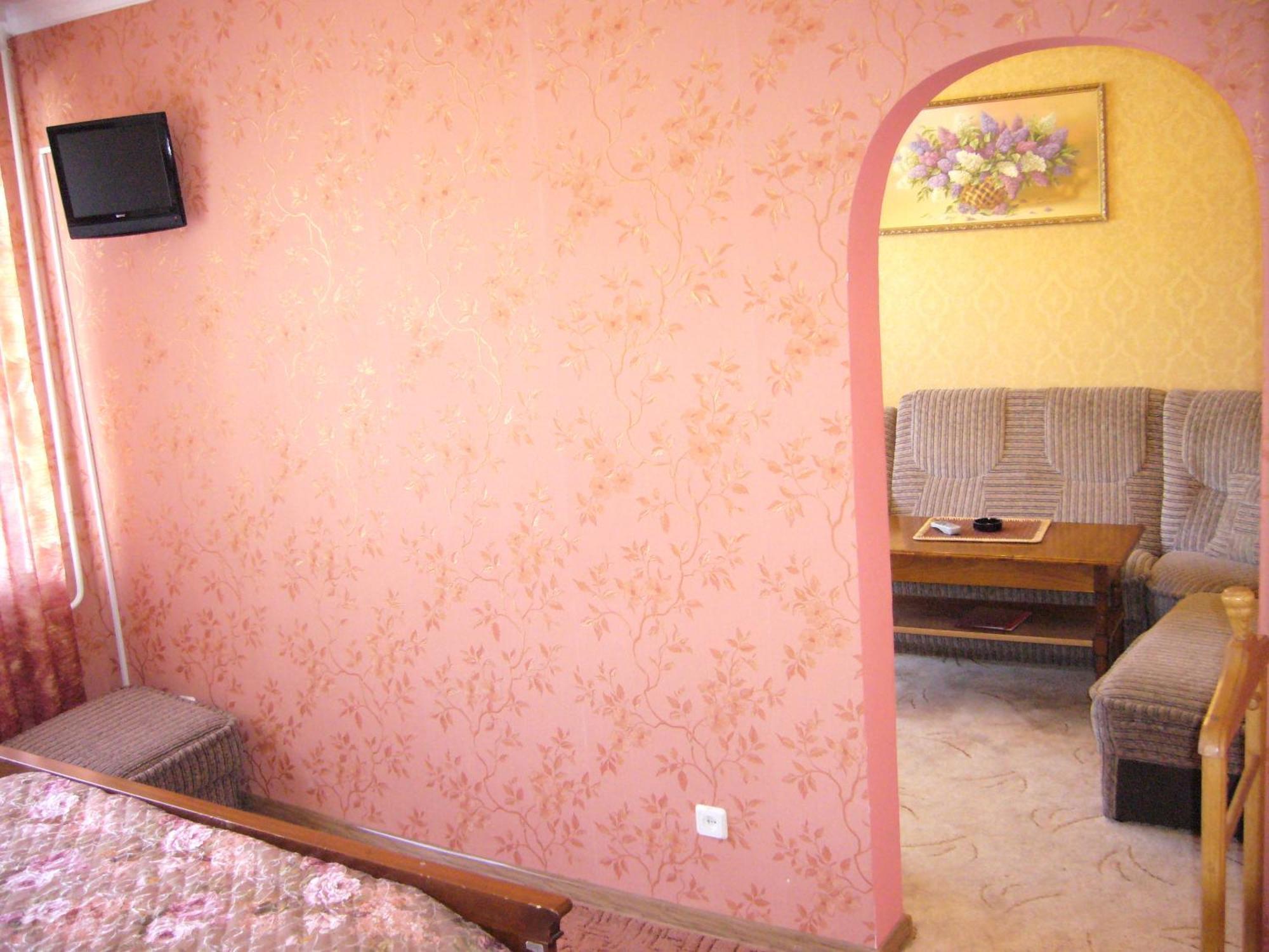Hotel Profspilkovyi Lutsk Luaran gambar