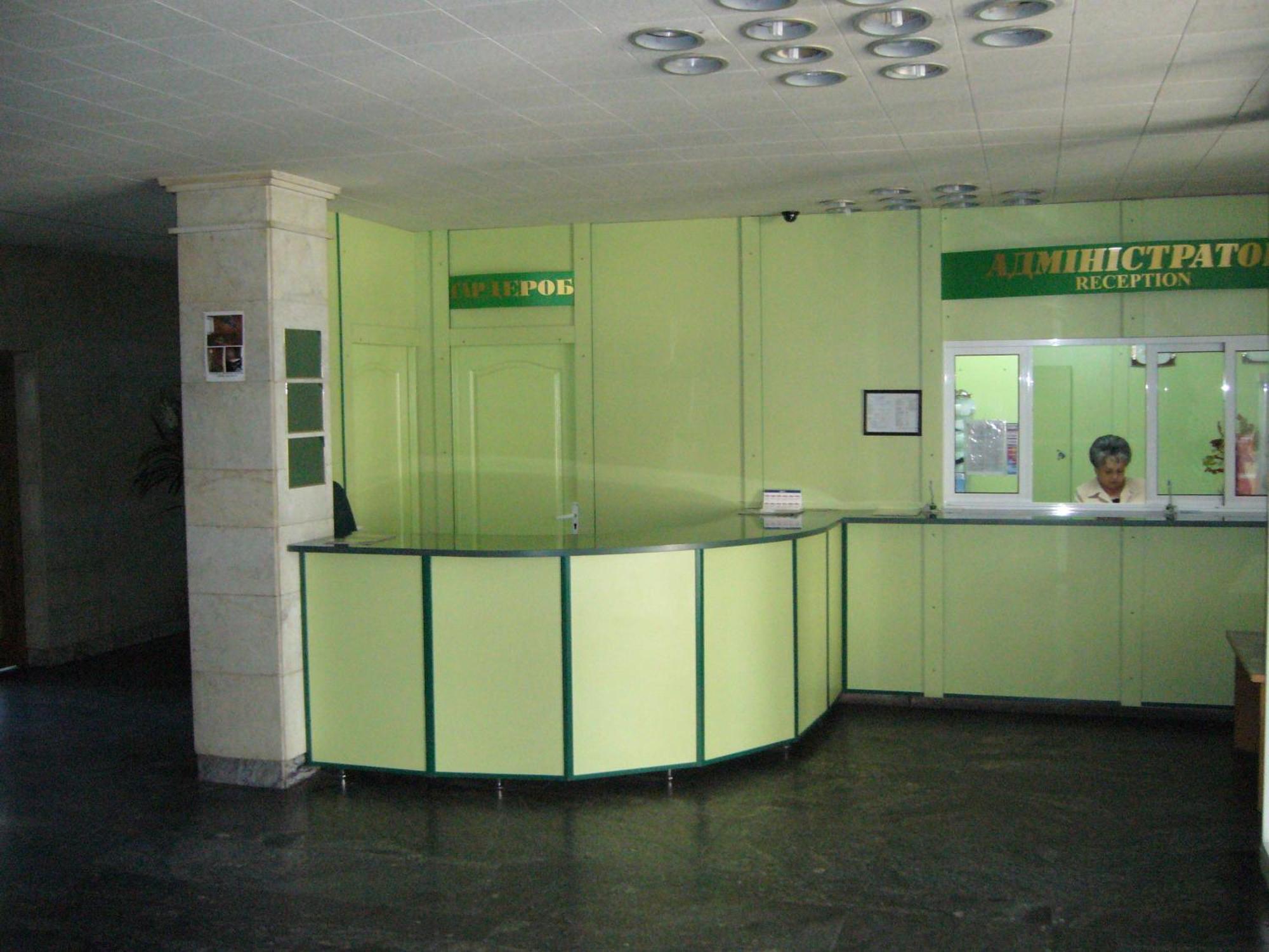Hotel Profspilkovyi Lutsk Luaran gambar