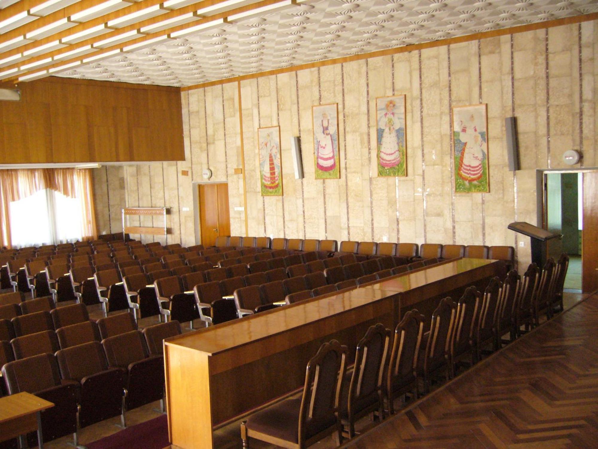 Hotel Profspilkovyi Lutsk Luaran gambar