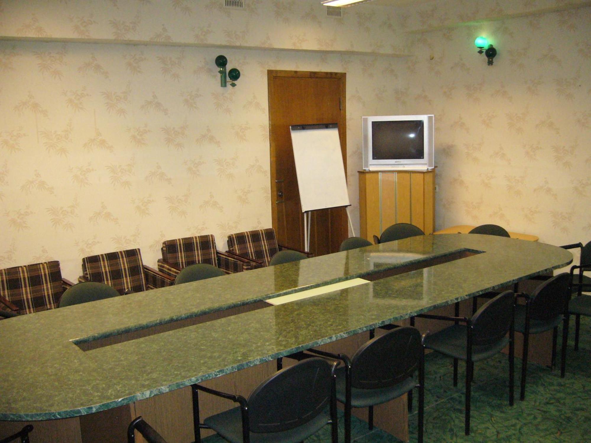 Hotel Profspilkovyi Lutsk Luaran gambar